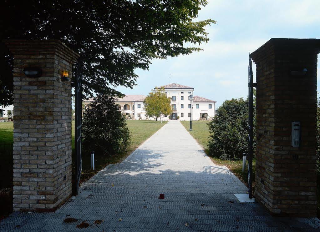 Hotel Villa Dei Carpini Oderzo Dış mekan fotoğraf