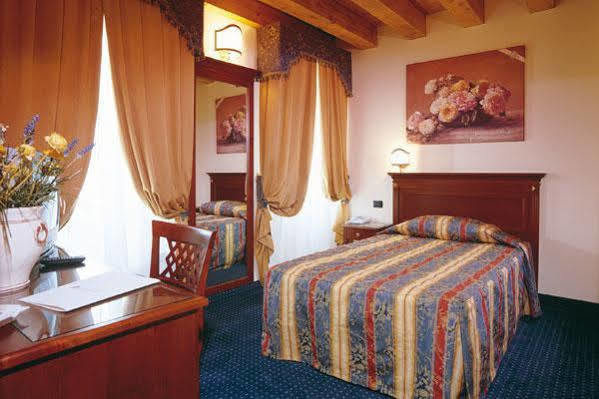 Hotel Villa Dei Carpini Oderzo Dış mekan fotoğraf